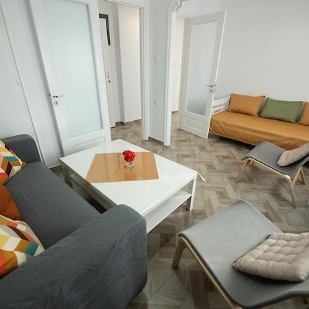 Lovely One-Bedroom Flat In Skopelos Bagian luar foto