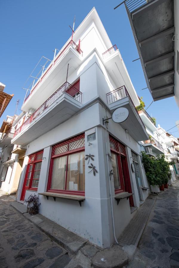 Lovely One-Bedroom Flat In Skopelos Bagian luar foto