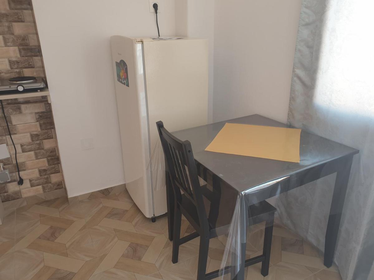 Lovely One-Bedroom Flat In Skopelos Bagian luar foto